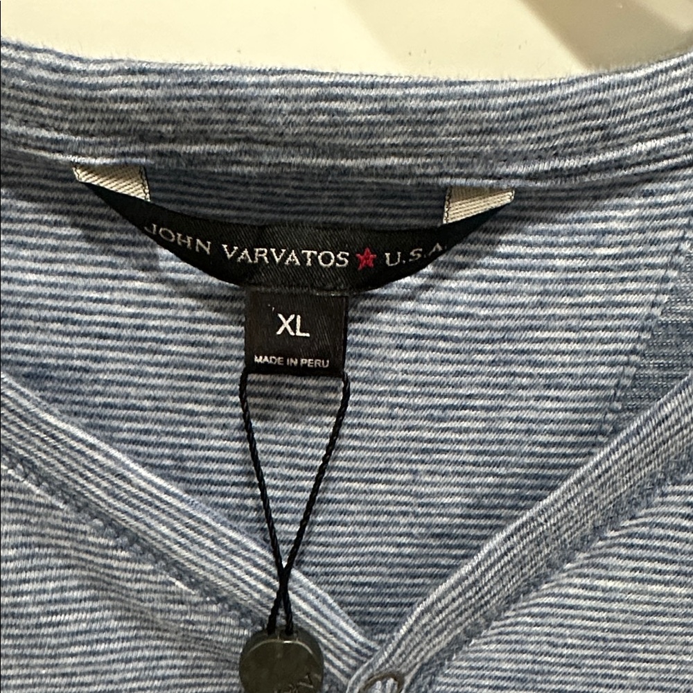 John Varvatos U.S.A Short Sleeve Henley Size XL - Picture 4 of 11